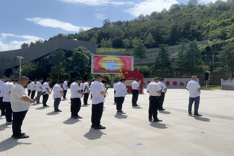 这场主题党日运动，，，，，，，既“走心”又“专心”！